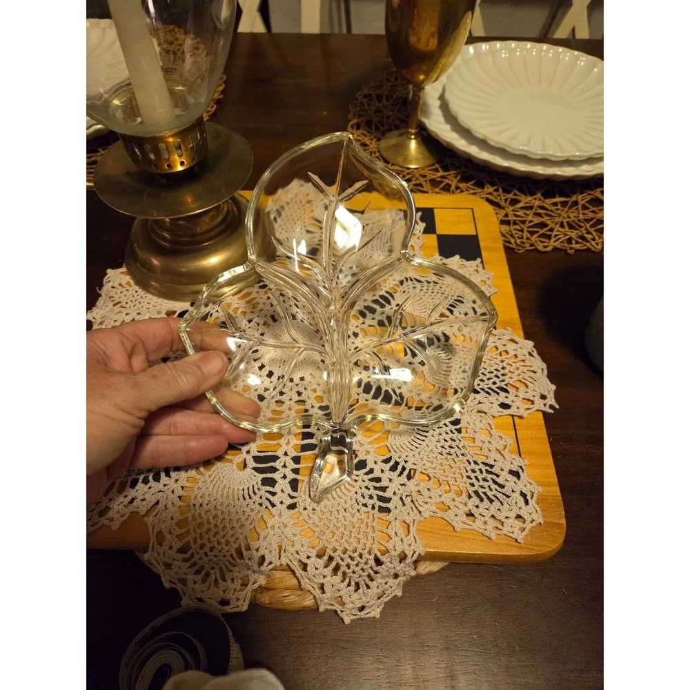 vintage pressed glass 3-section leaf-shaped serving dish possible hazel atlas